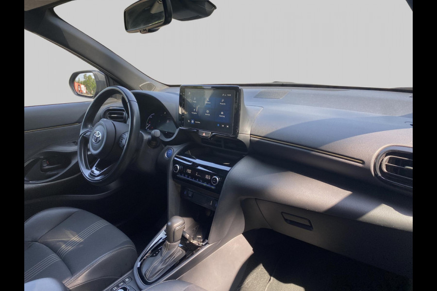 Toyota Yaris Cross 1.5 Hybrid Adventure AWD | Inclusief Winterset Toyota Yaris Cross 1.5 Hybrid Adventure AWD | Inclusief Winterset