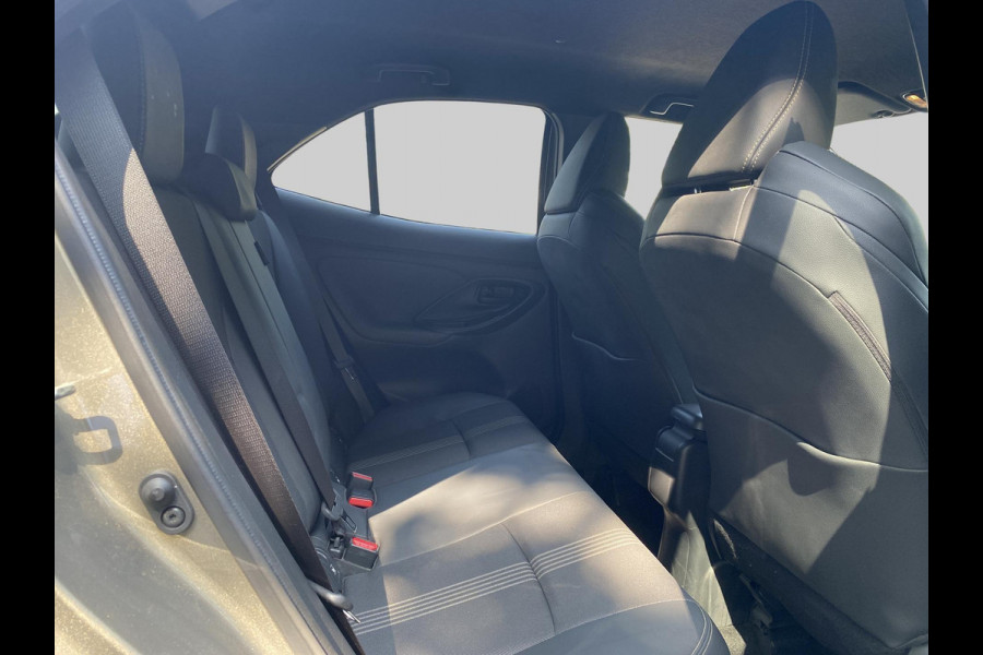 Toyota Yaris Cross 1.5 Hybrid Adventure AWD | Inclusief Winterset Toyota Yaris Cross 1.5 Hybrid Adventure AWD | Inclusief Winterset