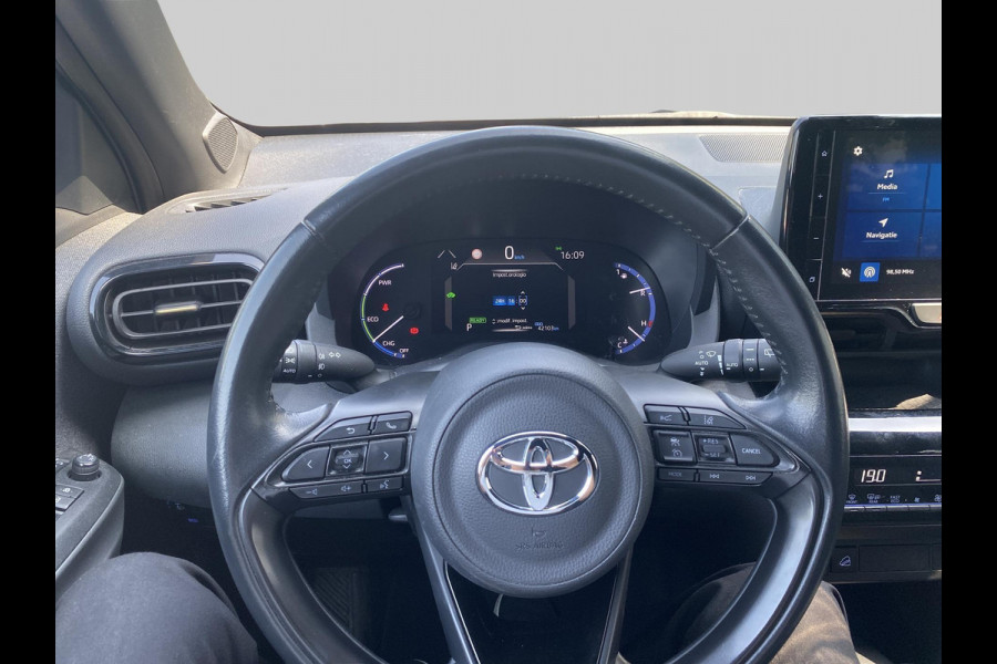 Toyota Yaris Cross 1.5 Hybrid Adventure AWD | Inclusief Winterset Toyota Yaris Cross 1.5 Hybrid Adventure AWD | Inclusief Winterset