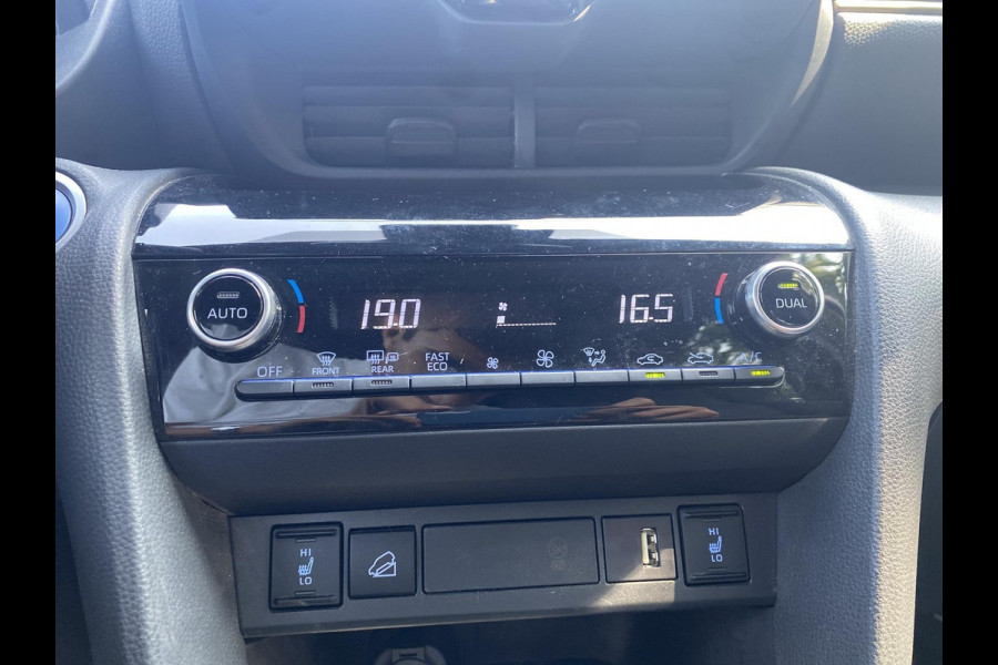 Toyota Yaris Cross 1.5 Hybrid Adventure AWD | Inclusief Winterset Toyota Yaris Cross 1.5 Hybrid Adventure AWD | Inclusief Winterset