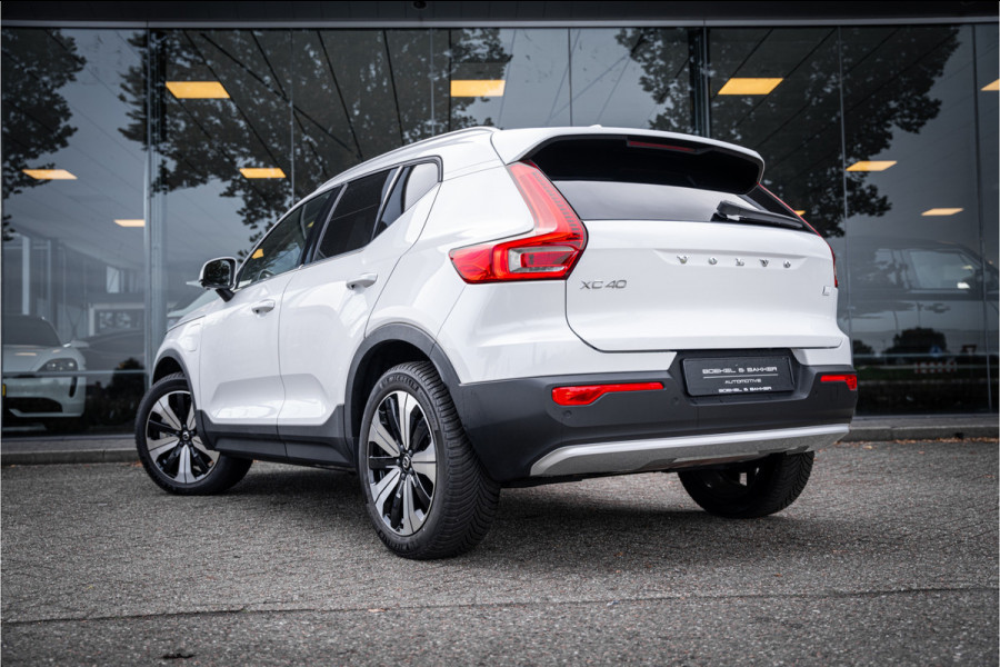 Volvo XC40 1.5 T4 Recharge Plus Bright ** Leder ** Camera ** Trekhaak ** Memory Seats Volvo XC40 1.5 T4 Recharge Plus Bright ** Leder ** Camera ** Trekhaak ** Memory Seats