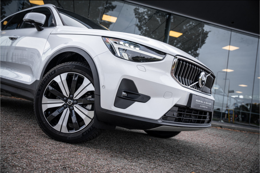 Volvo XC40 1.5 T4 Recharge Plus Bright ** Leder ** Camera ** Trekhaak ** Memory Seats Volvo XC40 1.5 T4 Recharge Plus Bright ** Leder ** Camera ** Trekhaak ** Memory Seats
