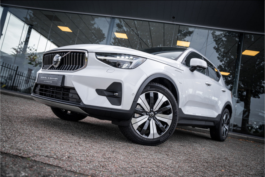 Volvo XC40 1.5 T4 Recharge Plus Bright ** Leder ** Camera ** Trekhaak ** Memory Seats Volvo XC40 1.5 T4 Recharge Plus Bright ** Leder ** Camera ** Trekhaak ** Memory Seats
