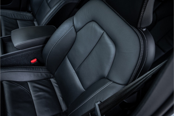 Volvo XC40 1.5 T4 Recharge Plus Bright ** Leder ** Camera ** Trekhaak ** Memory Seats Volvo XC40 1.5 T4 Recharge Plus Bright ** Leder ** Camera ** Trekhaak ** Memory Seats