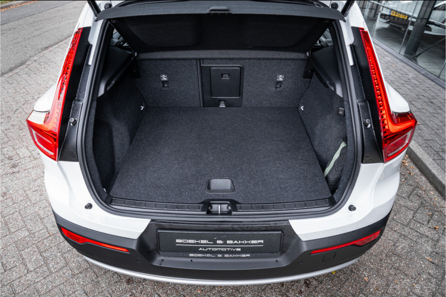 Volvo XC40 1.5 T4 Recharge Plus Bright ** Leder ** Camera ** Trekhaak ** Memory Seats Volvo XC40 1.5 T4 Recharge Plus Bright ** Leder ** Camera ** Trekhaak ** Memory Seats