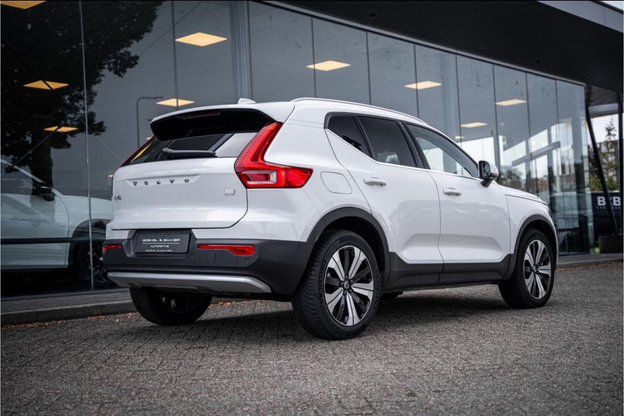 Volvo XC40 1.5 T4 Recharge Plus Bright ** Leder ** Camera ** Trekhaak ** Memory Seats Volvo XC40 1.5 T4 Recharge Plus Bright ** Leder ** Camera ** Trekhaak ** Memory Seats