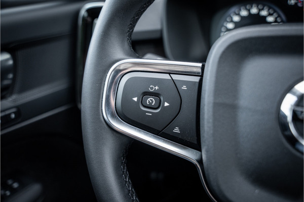 Volvo XC40 1.5 T4 Recharge Plus Bright ** Leder ** Camera ** Trekhaak ** Memory Seats Volvo XC40 1.5 T4 Recharge Plus Bright ** Leder ** Camera ** Trekhaak ** Memory Seats