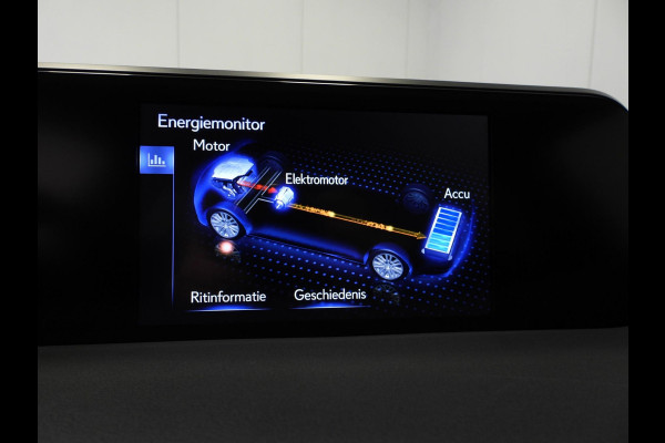 Lexus UX 250h Preference Line NAVI-APP/CAMERA/CLIMA/LED/18"LMV!