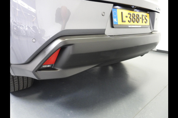 Lexus UX 250h Preference Line NAVI-APP/CAMERA/CLIMA/LED/18"LMV!