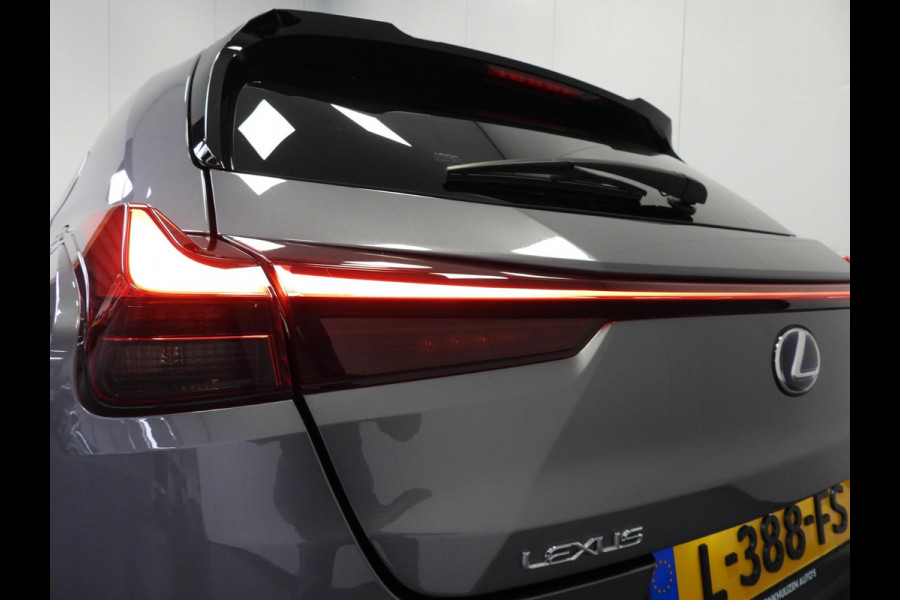 Lexus UX 250h Preference Line NAVI-APP/CAMERA/CLIMA/LED/18"LMV!