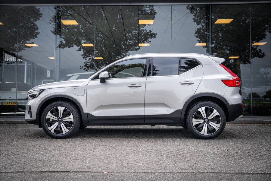 Volvo XC40 1.5 T4 Plug-in hybrid Core Bright ** Leder/Alcantara ** Camera ** 19inch Volvo XC40 1.5 T4 Plug-in hybrid Core Bright ** Leder/Alcantara ** Camera ** 19inch