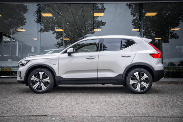 Volvo XC40 1.5 T4 Plug-in hybrid Core Bright ** Leder/Alcantara ** Camera ** 19inch Volvo XC40 1.5 T4 Plug-in hybrid Core Bright ** Leder/Alcantara ** Camera ** 19inch
