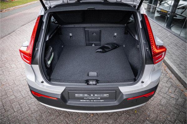 Volvo XC40 1.5 T4 Plug-in hybrid Core Bright ** Leder/Alcantara ** Camera ** 19inch Volvo XC40 1.5 T4 Plug-in hybrid Core Bright ** Leder/Alcantara ** Camera ** 19inch