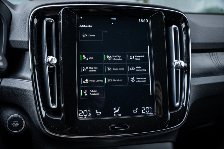 Volvo XC40 1.5 T4 Plug-in hybrid Core Bright ** Leder/Alcantara ** Camera ** 19inch Volvo XC40 1.5 T4 Plug-in hybrid Core Bright ** Leder/Alcantara ** Camera ** 19inch