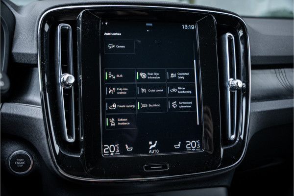 Volvo XC40 1.5 T4 Plug-in hybrid Core Bright ** Leder/Alcantara ** Camera ** 19inch Volvo XC40 1.5 T4 Plug-in hybrid Core Bright ** Leder/Alcantara ** Camera ** 19inch