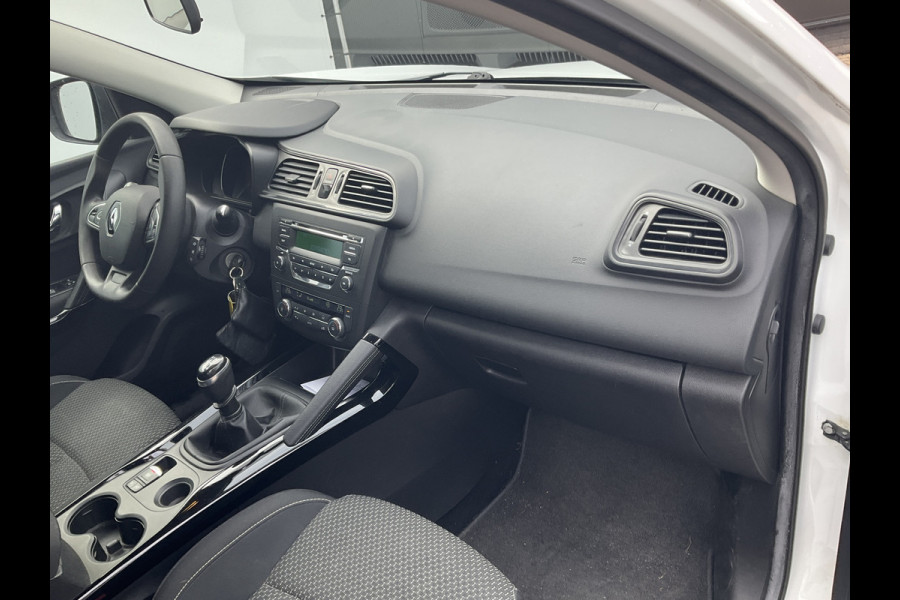 Renault Kadjar 1.2 TCe Life Trekhaak Cruise Clima NL-Auto Voll.Onderhouden! Renault Kadjar 1.2 TCe Life Trekhaak Cruise Clima NL-Auto Voll.Onderhouden!