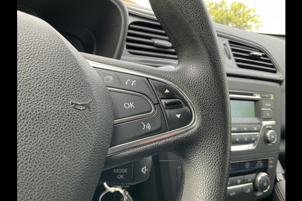 Renault Kadjar 1.2 TCe Life Trekhaak Cruise Clima NL-Auto Voll.Onderhouden! Renault Kadjar 1.2 TCe Life Trekhaak Cruise Clima NL-Auto Voll.Onderhouden!