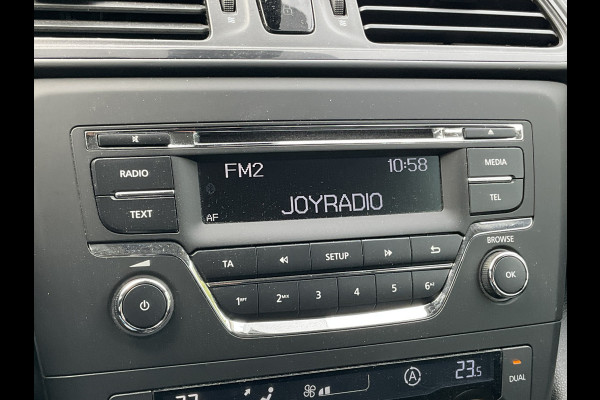 Renault Kadjar 1.2 TCe Life Trekhaak Cruise Clima NL-Auto Voll.Onderhouden! Renault Kadjar 1.2 TCe Life Trekhaak Cruise Clima NL-Auto Voll.Onderhouden!