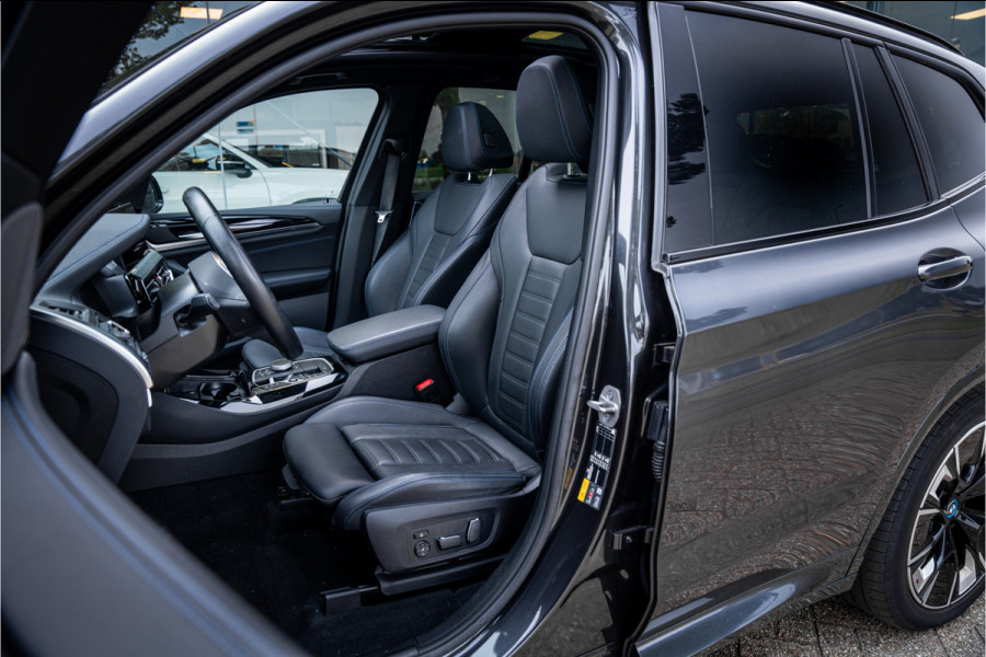 BMW iX3 High Executive 80 kWh ** Panodak ** Trekhaak ** 20inch ** BMW iX3 High Executive 80 kWh ** Panodak ** Trekhaak ** 20inch **