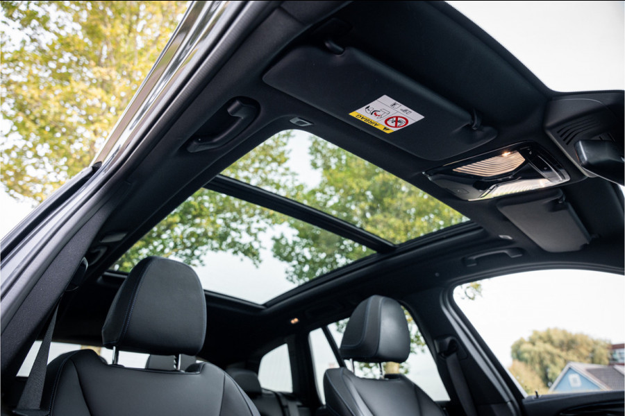 BMW iX3 High Executive 80 kWh ** Panodak ** Trekhaak ** 20inch ** BMW iX3 High Executive 80 kWh ** Panodak ** Trekhaak ** 20inch **