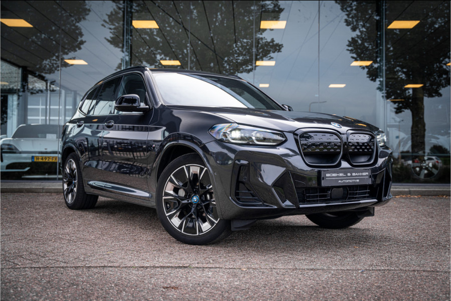 BMW iX3 High Executive 80 kWh ** Panodak ** Trekhaak ** 20inch ** BMW iX3 High Executive 80 kWh ** Panodak ** Trekhaak ** 20inch **