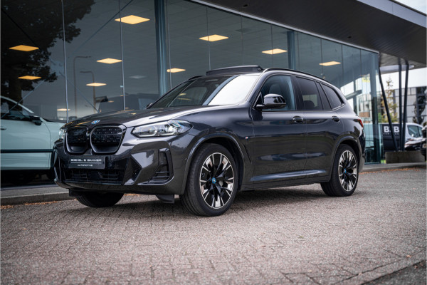 BMW iX3 High Executive 80 kWh ** Panodak ** Trekhaak ** 20inch ** BMW iX3 High Executive 80 kWh ** Panodak ** Trekhaak ** 20inch **