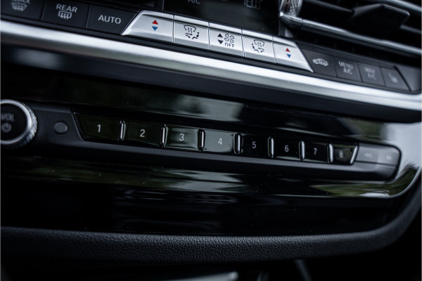 BMW iX3 High Executive 80 kWh ** Panodak ** Trekhaak ** 20inch ** BMW iX3 High Executive 80 kWh ** Panodak ** Trekhaak ** 20inch **