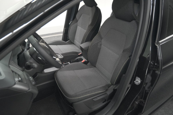 Renault Captur Mild Hybrid 160 EDC Techno | Pack Winter | Camera | Adaptieve Cruise Control | Apple Carplay Renault Captur Mild Hybrid 160 EDC Techno | Pack Winter | Camera | Adaptieve Cruise Control | Apple Carplay