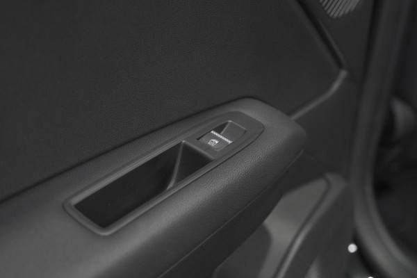 Renault Captur Mild Hybrid 160 EDC Techno | Pack Winter | Camera | Adaptieve Cruise Control | Apple Carplay Renault Captur Mild Hybrid 160 EDC Techno | Pack Winter | Camera | Adaptieve Cruise Control | Apple Carplay