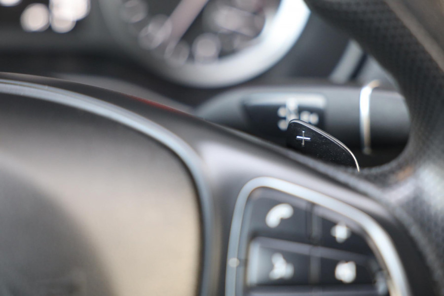 Mercedes-Benz Vito 116 CDI Extra Lang / AUT / 2 x Schuifdeur / 163 Pk / 3 Zits / Camera / Elek Pakket / Imperiaal / Trekhaak