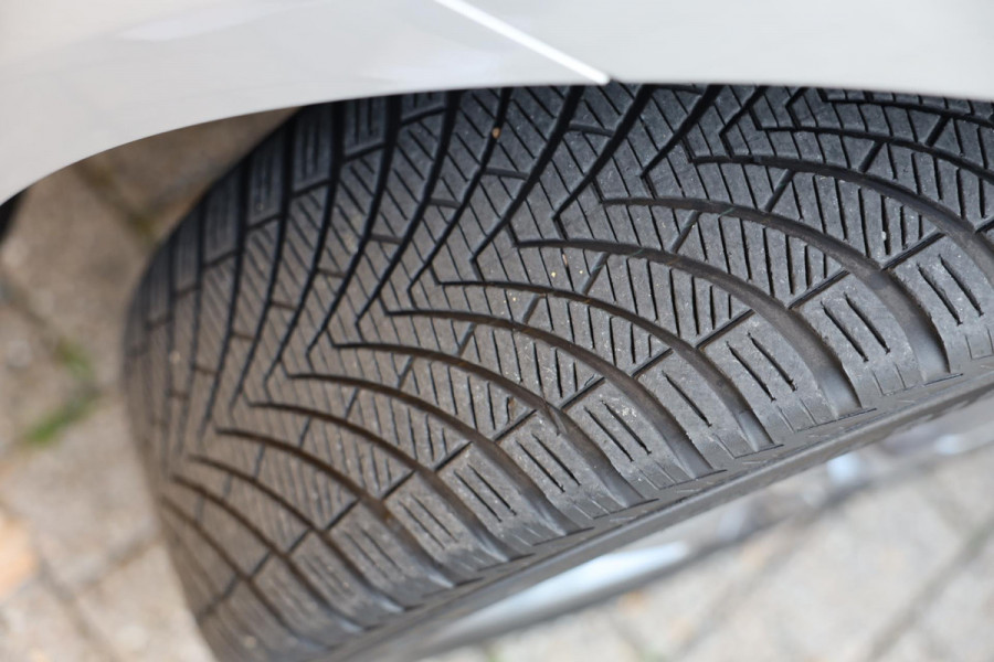 Mercedes-Benz Vito 116 CDI Extra Lang / AUT / 2 x Schuifdeur / 163 Pk / 3 Zits / Camera / Elek Pakket / Imperiaal / Trekhaak