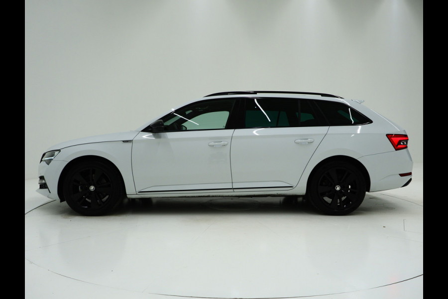 Škoda Superb Combi 1.4 TSI iV Sportline 218PK | Panoramadak | Trekhaak | Sportstoelen | Camera | Keyless | Carplay Škoda Superb Combi 1.4 TSI iV Sportline 218PK | Panoramadak | Trekhaak | Sportstoelen | Camera | Keyless | Carplay