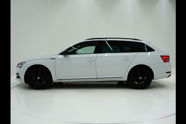 Škoda Superb Combi 1.4 TSI iV Sportline 218PK | Panoramadak | Trekhaak | Sportstoelen | Camera | Keyless | Carplay Škoda Superb Combi 1.4 TSI iV Sportline 218PK | Panoramadak | Trekhaak | Sportstoelen | Camera | Keyless | Carplay