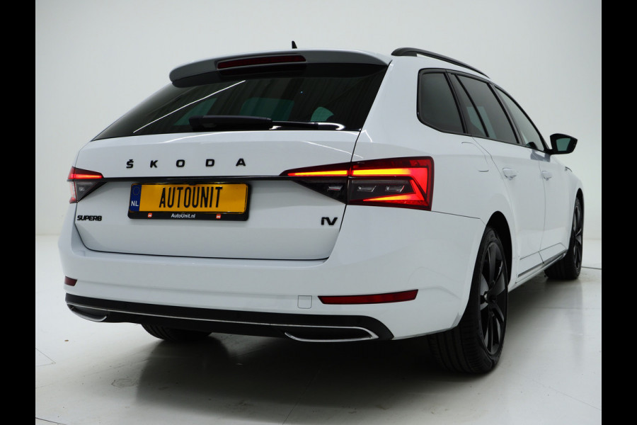 Škoda Superb Combi 1.4 TSI iV Sportline 218PK | Panoramadak | Trekhaak | Sportstoelen | Camera | Keyless | Carplay Škoda Superb Combi 1.4 TSI iV Sportline 218PK | Panoramadak | Trekhaak | Sportstoelen | Camera | Keyless | Carplay