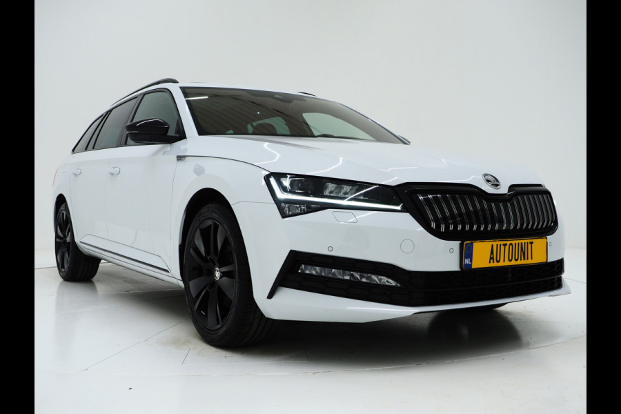 Škoda Superb Combi 1.4 TSI iV Sportline 218PK | Panoramadak | Trekhaak | Sportstoelen | Camera | Keyless | Carplay Škoda Superb Combi 1.4 TSI iV Sportline 218PK | Panoramadak | Trekhaak | Sportstoelen | Camera | Keyless | Carplay