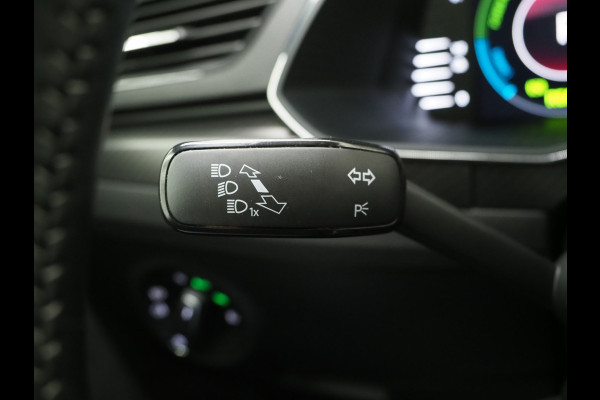 Škoda Superb Combi 1.4 TSI iV Sportline 218PK | Panoramadak | Trekhaak | Sportstoelen | Camera | Keyless | Carplay Škoda Superb Combi 1.4 TSI iV Sportline 218PK | Panoramadak | Trekhaak | Sportstoelen | Camera | Keyless | Carplay