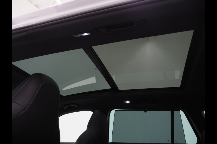 Škoda Superb Combi 1.4 TSI iV Sportline 218PK | Panoramadak | Trekhaak | Sportstoelen | Camera | Keyless | Carplay Škoda Superb Combi 1.4 TSI iV Sportline 218PK | Panoramadak | Trekhaak | Sportstoelen | Camera | Keyless | Carplay