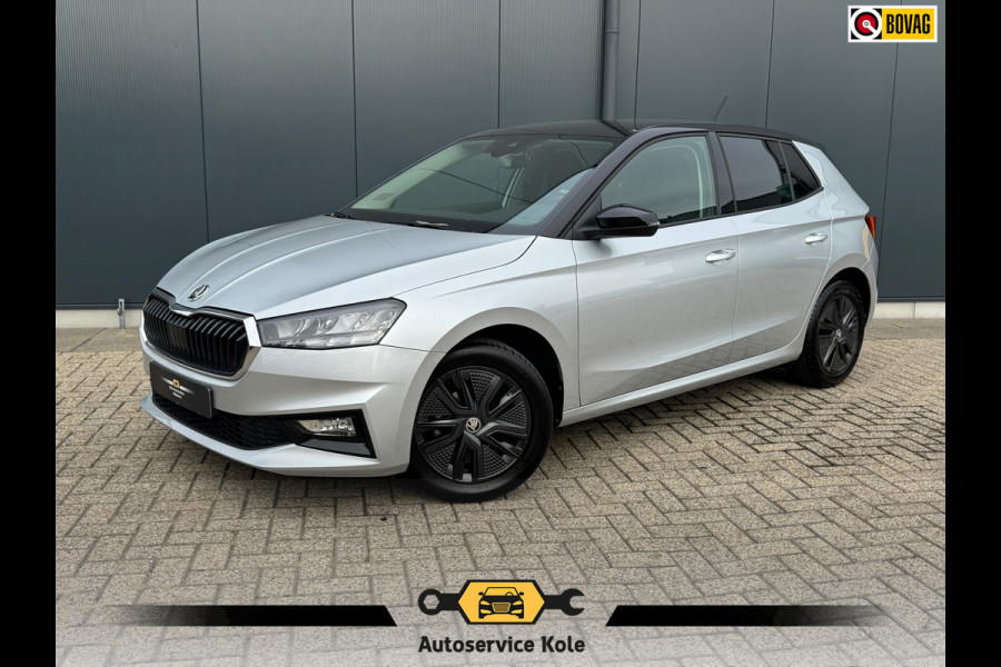 Škoda Fabia 1.0 MPI Ambition * Carplay * Parkeersensoren * Cruise Control Škoda Fabia 1.0 MPI Ambition * Carplay * Parkeersensoren * Cruise Control