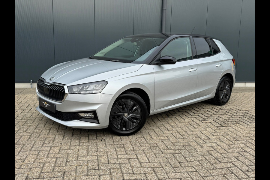 Škoda Fabia 1.0 MPI Ambition * Carplay * Parkeersensoren * Cruise Control Škoda Fabia 1.0 MPI Ambition * Carplay * Parkeersensoren * Cruise Control