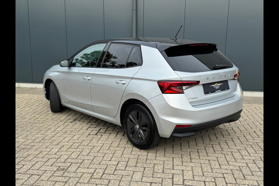 Škoda Fabia 1.0 MPI Ambition * Carplay * Parkeersensoren * Cruise Control Škoda Fabia 1.0 MPI Ambition * Carplay * Parkeersensoren * Cruise Control