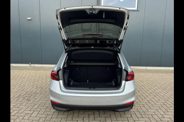 Škoda Fabia 1.0 MPI Ambition * Carplay * Parkeersensoren * Cruise Control Škoda Fabia 1.0 MPI Ambition * Carplay * Parkeersensoren * Cruise Control