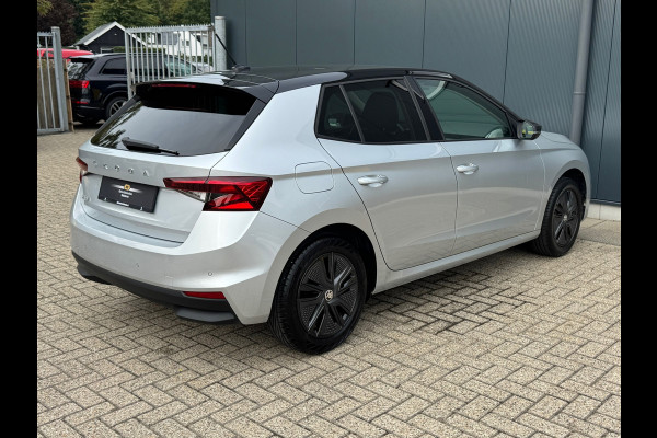 Škoda Fabia 1.0 MPI Ambition * Carplay * Parkeersensoren * Cruise Control Škoda Fabia 1.0 MPI Ambition * Carplay * Parkeersensoren * Cruise Control