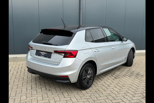 Škoda Fabia 1.0 MPI Ambition * Carplay * Parkeersensoren * Cruise Control Škoda Fabia 1.0 MPI Ambition * Carplay * Parkeersensoren * Cruise Control