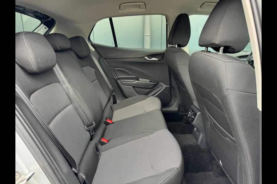 Škoda Fabia 1.0 MPI Ambition * Carplay * Parkeersensoren * Cruise Control Škoda Fabia 1.0 MPI Ambition * Carplay * Parkeersensoren * Cruise Control