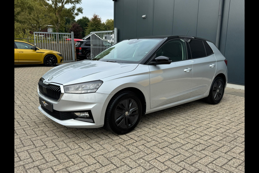 Škoda Fabia 1.0 MPI Ambition * Carplay * Parkeersensoren * Cruise Control Škoda Fabia 1.0 MPI Ambition * Carplay * Parkeersensoren * Cruise Control