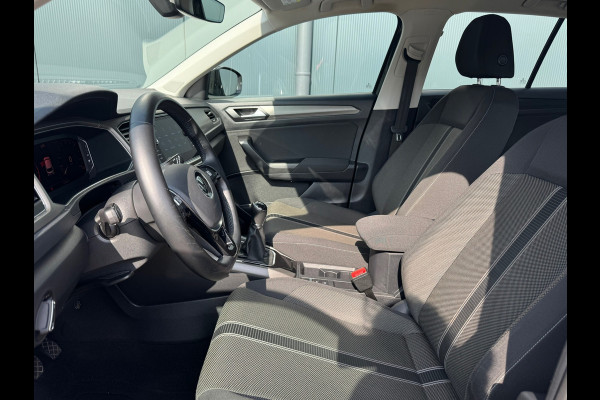 Volkswagen T-Roc 1.0 TSI Style * Virtual Cockpit * Carplay * Clima * Acc