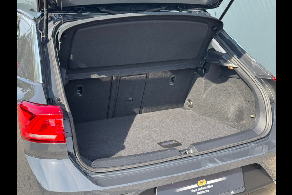 Volkswagen T-Roc 1.0 TSI Style * Virtual Cockpit * Carplay * Clima * Acc