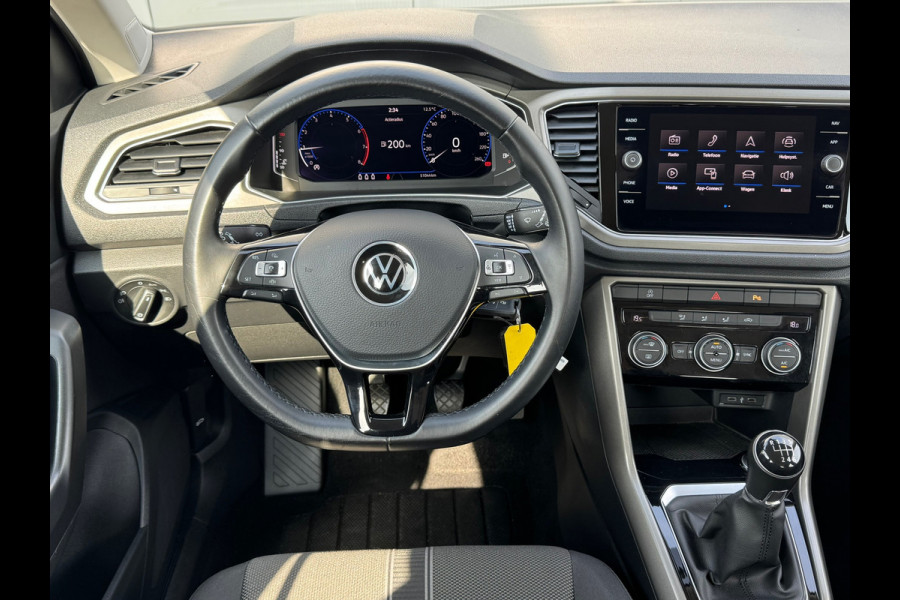 Volkswagen T-Roc 1.0 TSI Style * Virtual Cockpit * Carplay * Clima * Acc