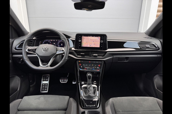 Volkswagen T-Roc 1.5 TSI R-Line Pano/IQ.Light/Massage/Camera/Blindspot