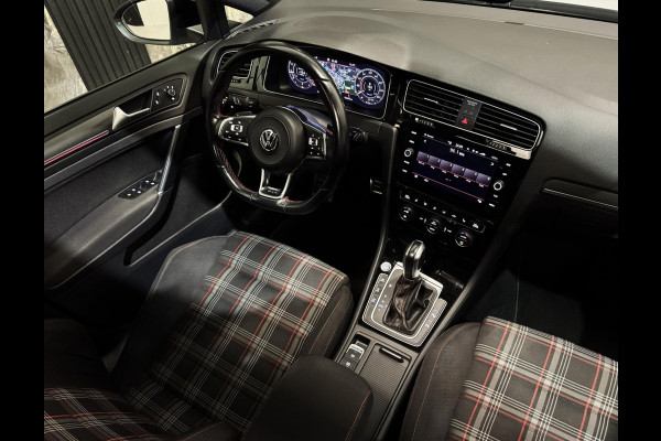 Volkswagen Golf 2.0 TSI GTI Performance|PANO|KEYLESS|ACC|BLIND SPOT